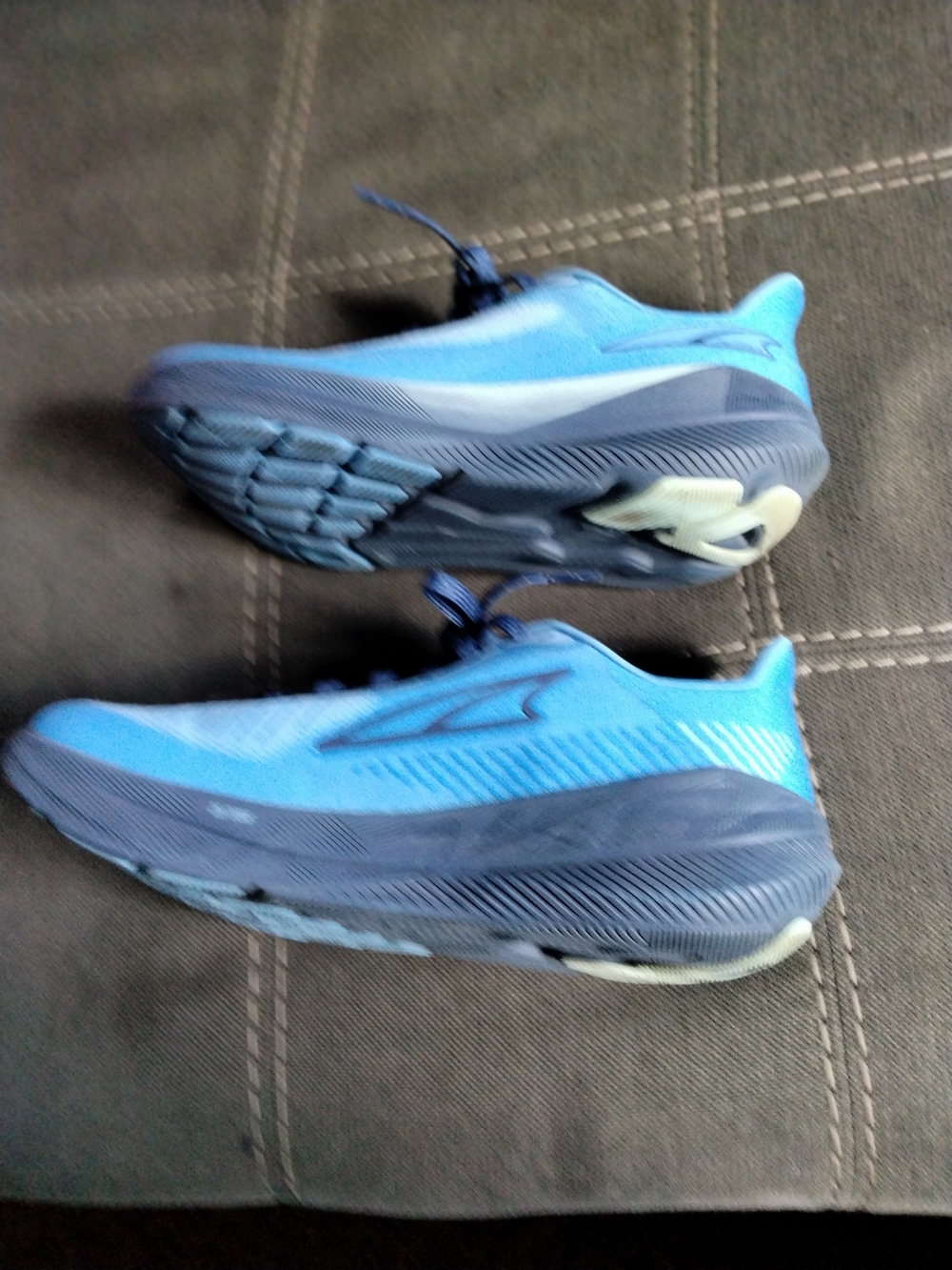 Altra Women's Torin 7 Sneaker Sz 7 Blue Road Running Walking Gym Lightweight - Picture 5 of 9